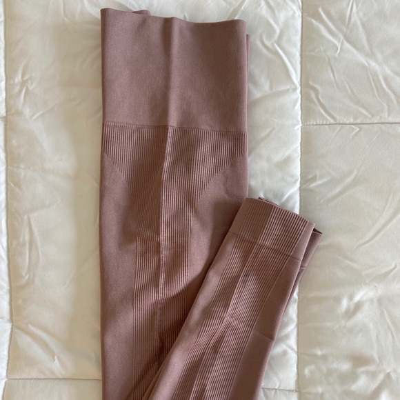 Set Active Leggings - Picture 2 of 5